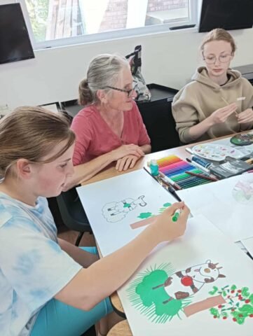 Young people creating original art with Tracey Emmett